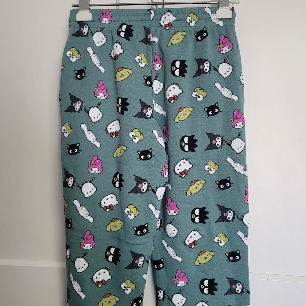 Hello Kitty and friends by sanrio sweatpants, xs - Picture 4 of 7